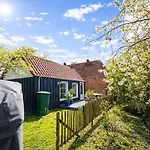 Huus An't Doerpsdiek Hébergement de vacances Krummhörn