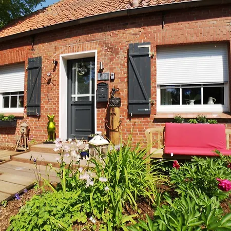 Huus An't Doerpsdiek Krummhörn