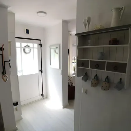 Huus An't Doerpsdiek Prázdninový dům *