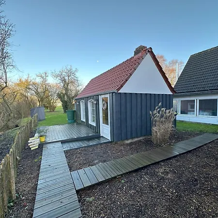 Huus An't Doerpsdiek Krummhörn