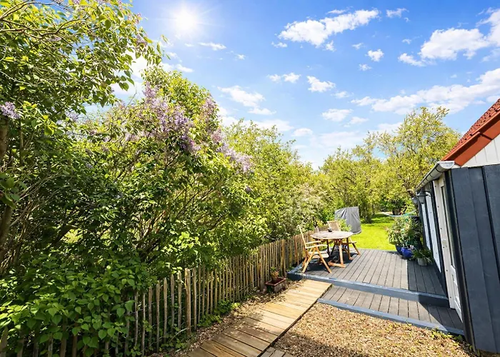 Huus An't Doerpsdiek Feriehus *